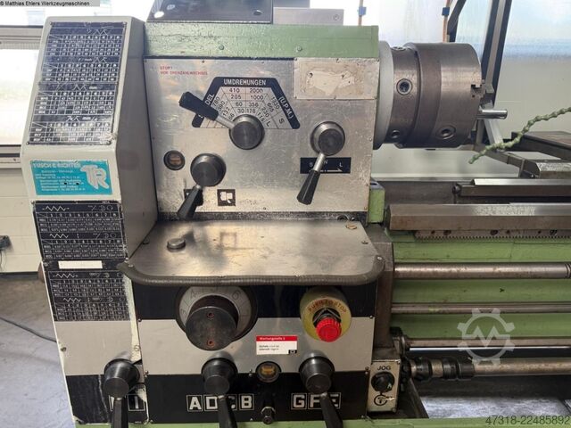 Leit- und Zugspindeldrehmaschine Victor Taichung 400 x 750