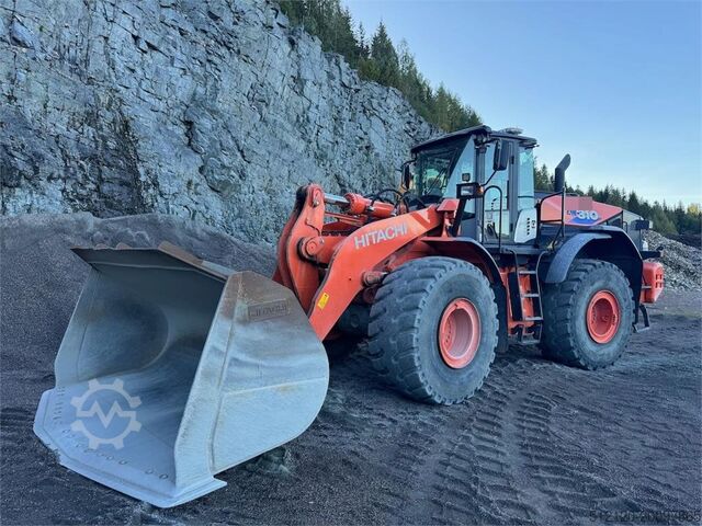 Wheel loader Hitachi ZW310 Wheel Loader with/Bucket. 3400 Hours!
