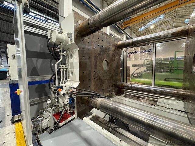 Injection molding machine KraussMaffei KM 800-8000 MC
