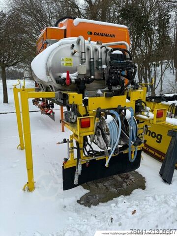 Agricultural machine Multihog Enteisungssprühanlage