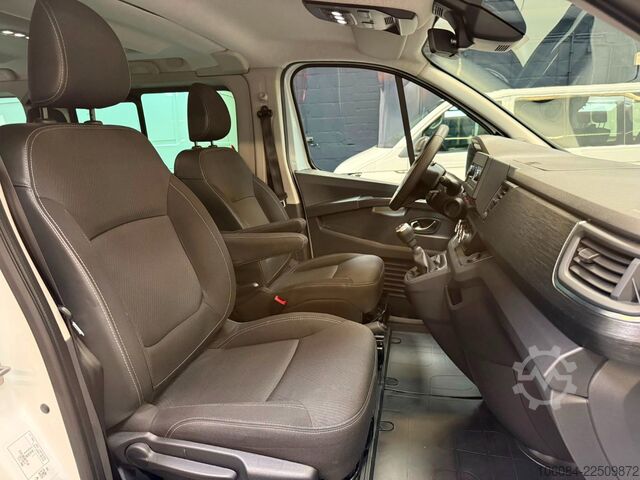 Minibus RENAULT Trafic Style Life 8 Sitze Klima Tempomat LED