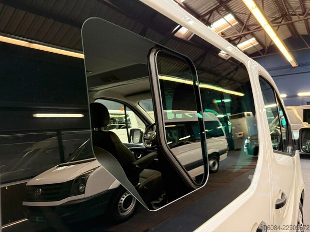 Minibus RENAULT Trafic Style Life 8 Sitze Klima Tempomat LED