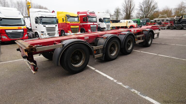 Container transportation D-tec Breaker container transport trailer