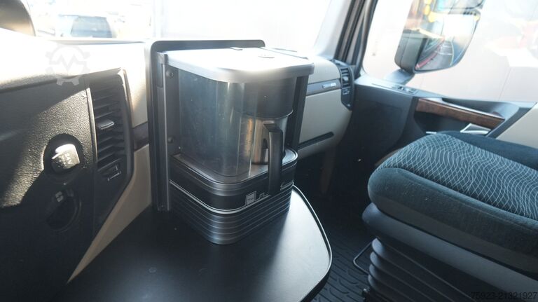 Standard-SZM Mercedes-Benz Actros 3351 6x4 tractor unit