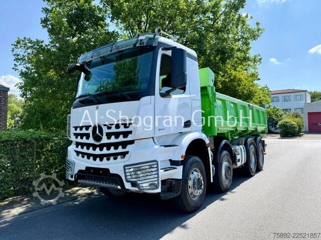 Tipper Mercedes-Benz Arocs 4151 8x4/ 2 x - Seiten Kipper Meiller/Euro6