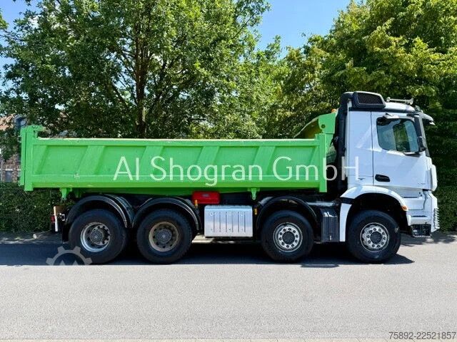 Tipper Mercedes-Benz Arocs 4151 8x4/ 2 x - Seiten Kipper Meiller/Euro6