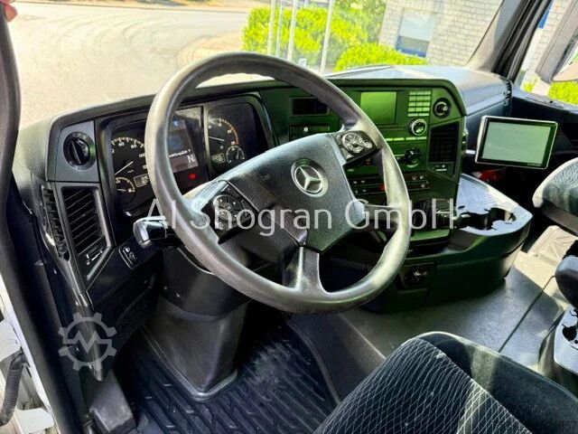 Tipper Mercedes-Benz Arocs 4151 8x4/ 2 x - Seiten Kipper Meiller/Euro6