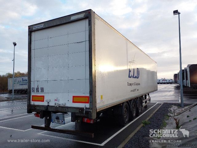 Box semitrailer Fruehauf Semitrailer Dryfreight Standard Porte relevante