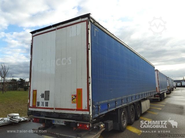 Open semitrailer with tarp Schmitz Cargobull Semitrailer Curtainsider Standard Hayon