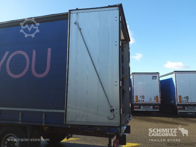 Open semitrailer with tarp Schmitz Cargobull Semitrailer Curtainsider Standard