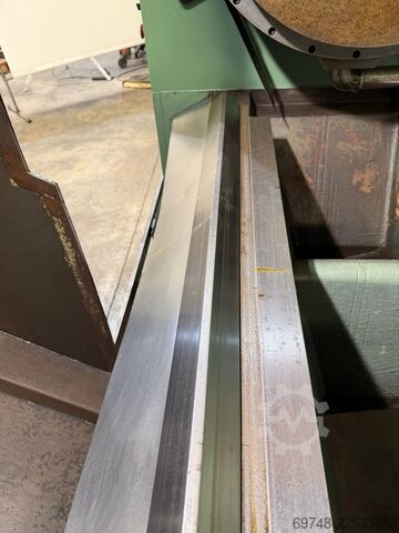 CNC-Drehmaschine Gurutzpe A1000 x 3000