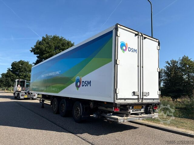 Koffer Schmitz SKO 24 ISO Box / SAF Axles / Steering Axle / Li...