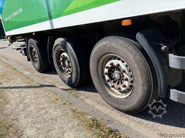 Koffer Schmitz SKO 24 ISO Box / SAF Axles / Steering Axle / Li...