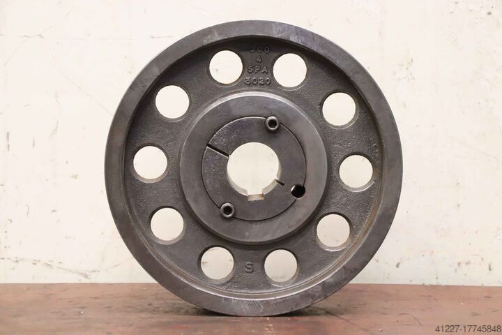 4-groove V-belt pulley Guss SPA 300 4  3020 (13 mm)