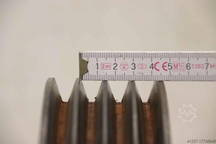 4-groove V-belt pulley Guss SPA 300 4  3020 (13 mm)