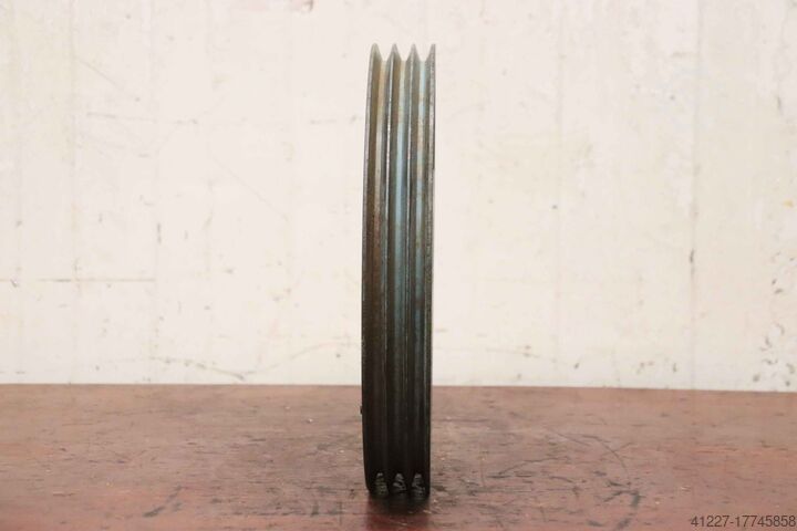 V-belt pulley 3-groove Guss SPA 355x3 (13 mm)