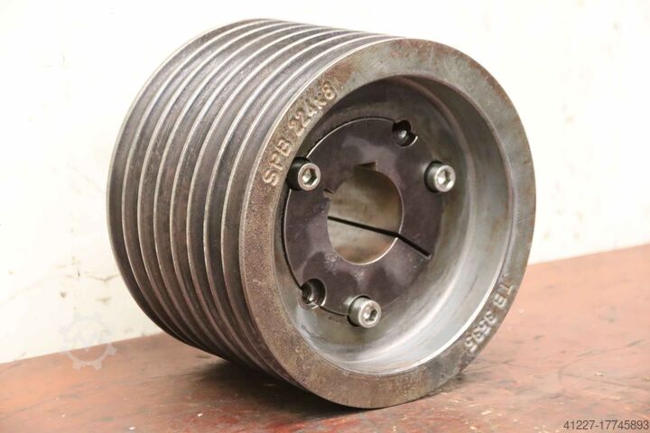 V-belt pulley 8-groove Guss SPB 224-8 (17 mm)