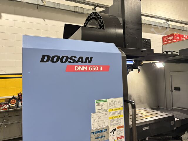 BEARBEITUNGSZENTRUM DOOSAN DNM 650 II