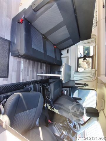 Kastenwagen Wohnmobil / Campervan FORD Westfalia Nugget, Aufstelldach, Automatik, AHK