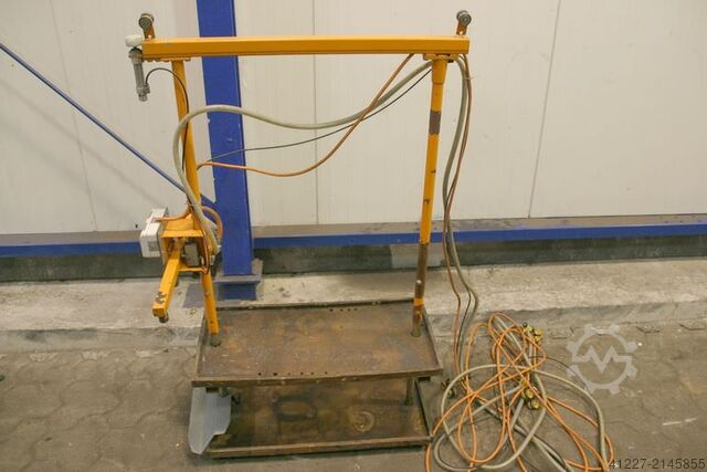 Schwenkausleger für Gerätehalter Federhenn 51.04V001