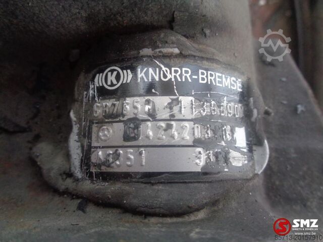 Brake caliper Mercedes Occ remklauw mercedes rechts voor SB7658