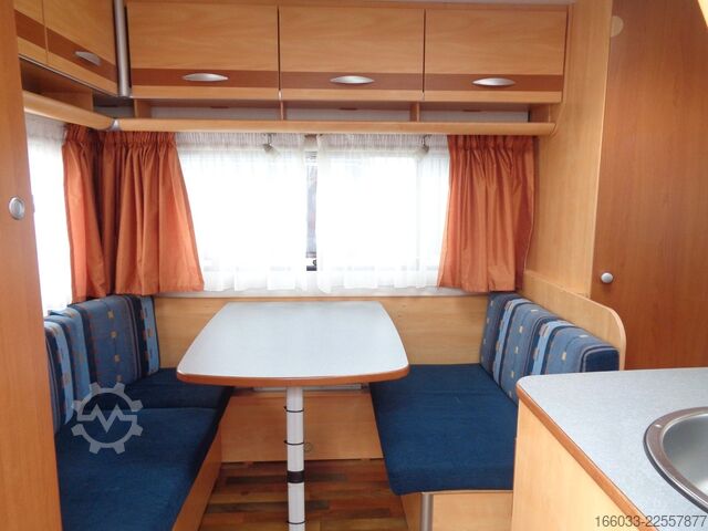 Wohnwagen SUNLIGHT Capron C44D *Vorzelt*