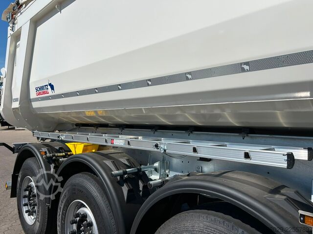 Kipper Auflieger SCHMITZ CARGOBULL SKI 24 SL 7.2 Stahlkipper 26m³ Elektr. Verdeck