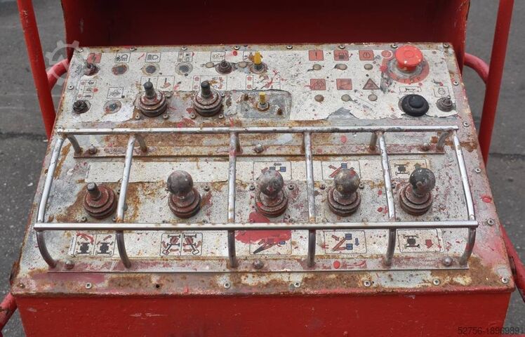 Teleskopbühne Aichi SP 21 AJ