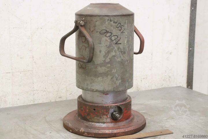 Kurzhub-Schwerlastzylinder 100 t Bahco AX 8J Hub 150 mm