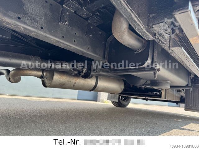 Minibus MERCEDES-BENZ 711D 609D langhoch Klima/Standh. H-Gutachten