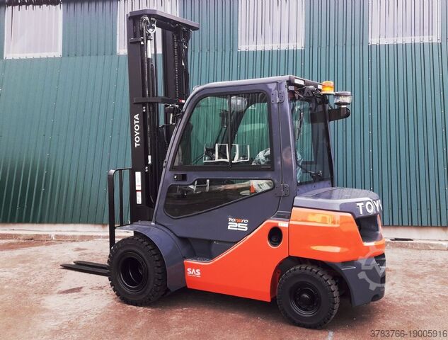 Diesel Forklift Toyota 52-8FDF25