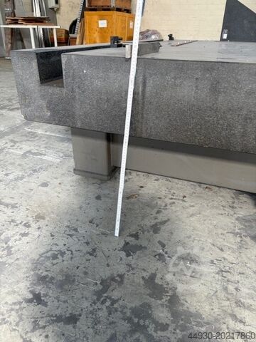 Messplatte Messtischplatte von einer Mitutoyo Messmaschine