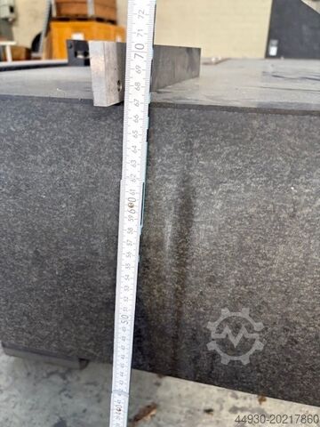 Messplatte Messtischplatte von einer Mitutoyo Messmaschine