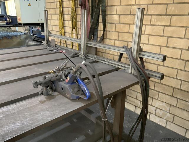 Hand Brennschneidmaschine mit Tisch Zinser Favorit 1