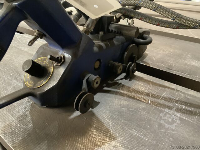 Hand Brennschneidmaschine mit Tisch Zinser Favorit 1