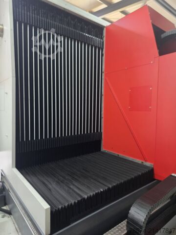 Universal machining center Matec 30HV