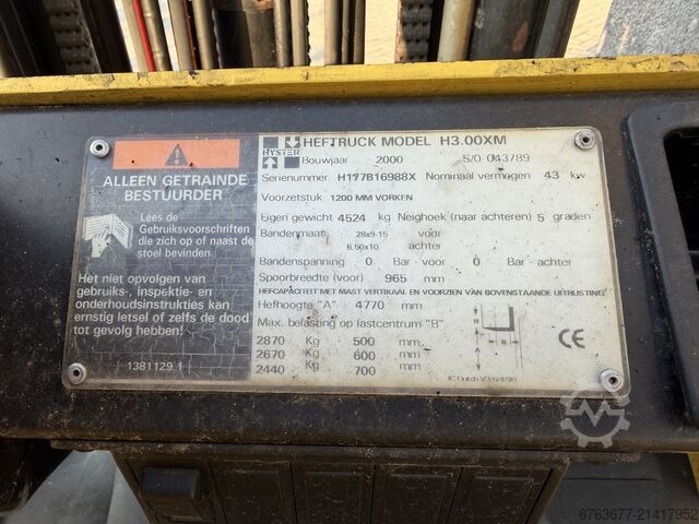 Forklift HYSTER H3.00XM triplex 465 freelift sideshift 3700 hours 2000 DIESEL HYSTER H3.00XM triplo465 freelift sideshift 3700hours 2000 DIESEL