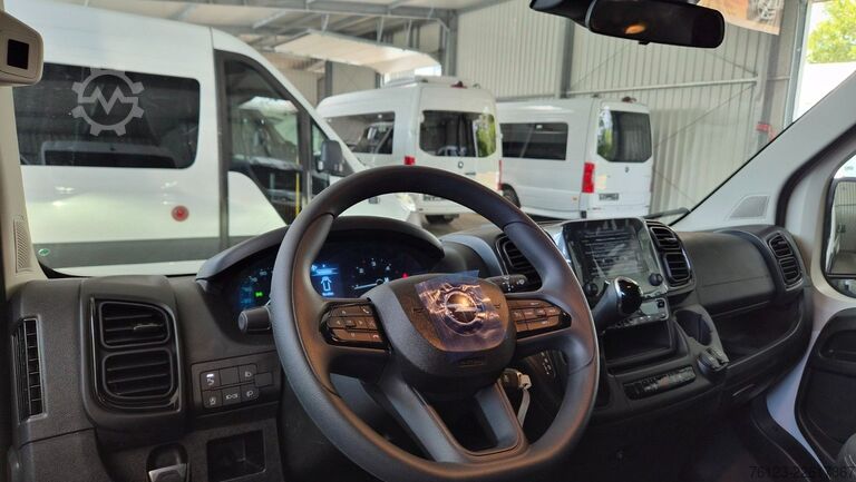 Kleinbus Opel Movano Lord light Lagerfahrzeug Stock 18 SS