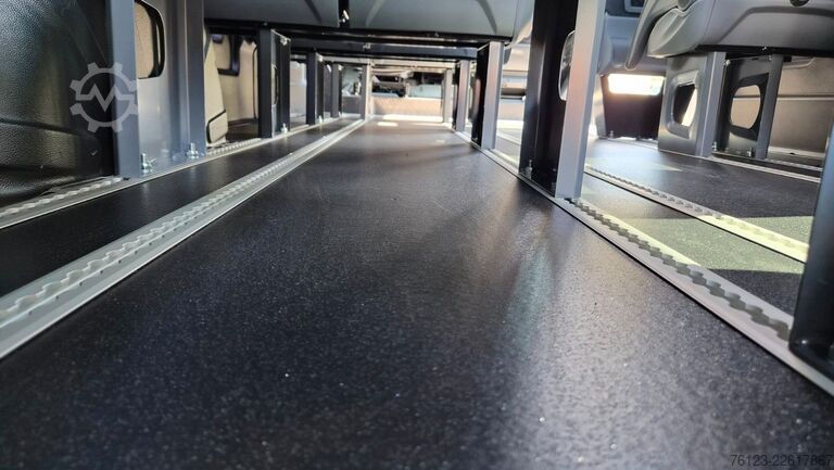 Kleinbus Opel Movano Lord light Lagerfahrzeug Stock 18 SS