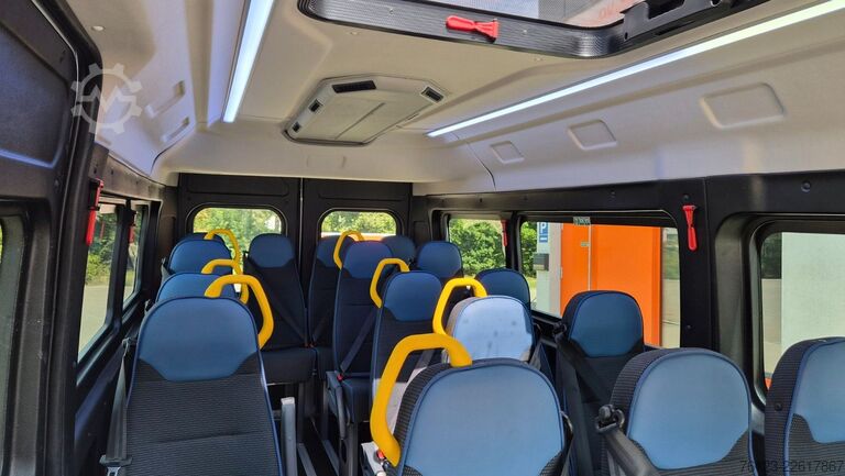 Kleinbus Opel Movano Lord light Lagerfahrzeug Stock 18 SS