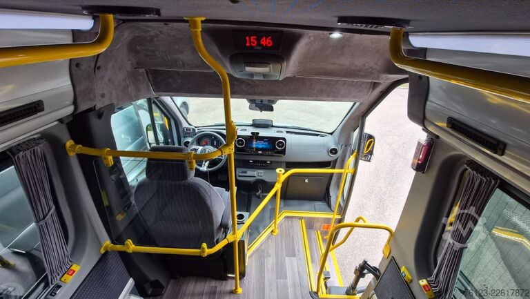 Kleinbus MERCEDES-BENZ Sprinter 517 Heckniederflur Vorlauffahrzeug