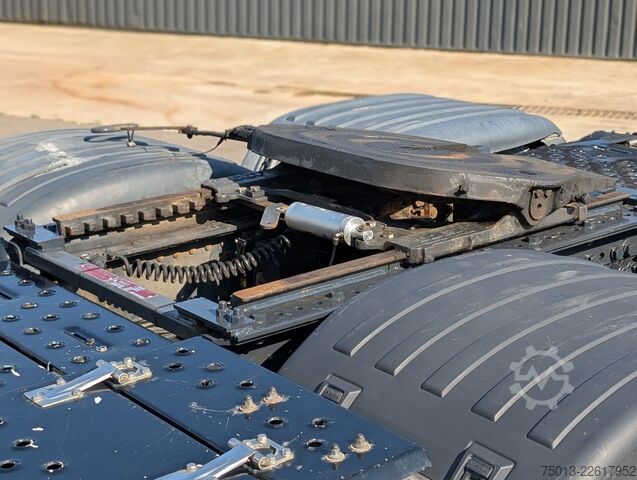 Standard SZM SCANIA R730 V8 6x2 Boogie in Voll-Ausstattung,Kipphydr.