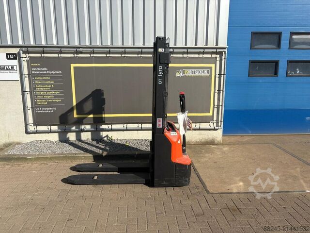 VS-22708 elektrischer Hochhubwagen BT SHE100 BT SHE100