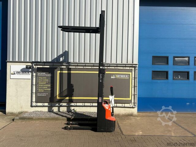 VS-22708 elektrischer Hochhubwagen BT SHE100 BT SHE100