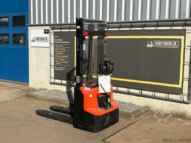 VS-22708 elektrischer Hochhubwagen BT SHE100 BT SHE100