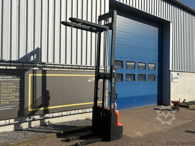 VS-22708 elektrischer Hochhubwagen BT SHE100 BT SHE100