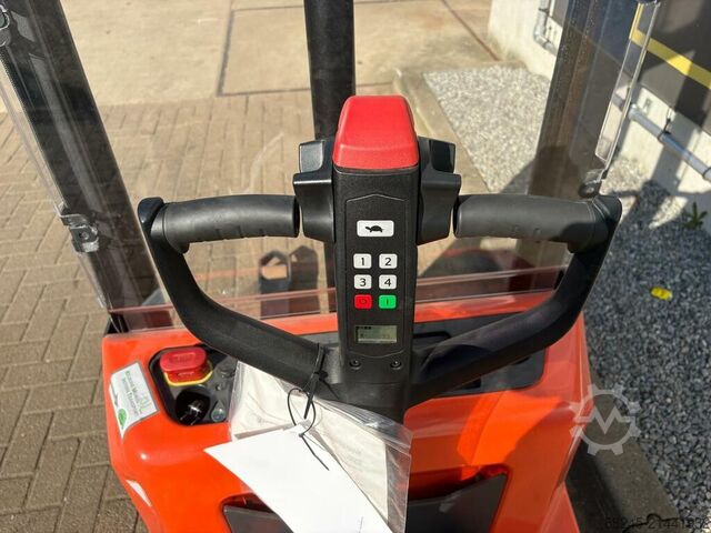 VS-22708 elektrischer Hochhubwagen BT SHE100 BT SHE100
