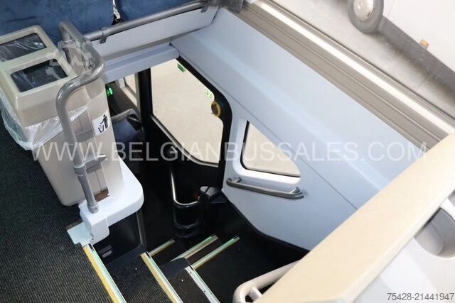 Double decker Neoplan Skyliner L New Model / P06/ TDX27  Astromega / ...