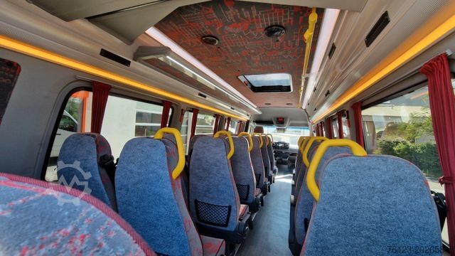 Minibus MERCEDES-BENZ 517 Sprinter GSR Automatik 22 SS Vorlauf
