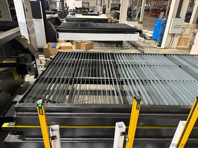 Laser cutting machine GWeike FIBER Laser LF3015GA Laser Power 6KW